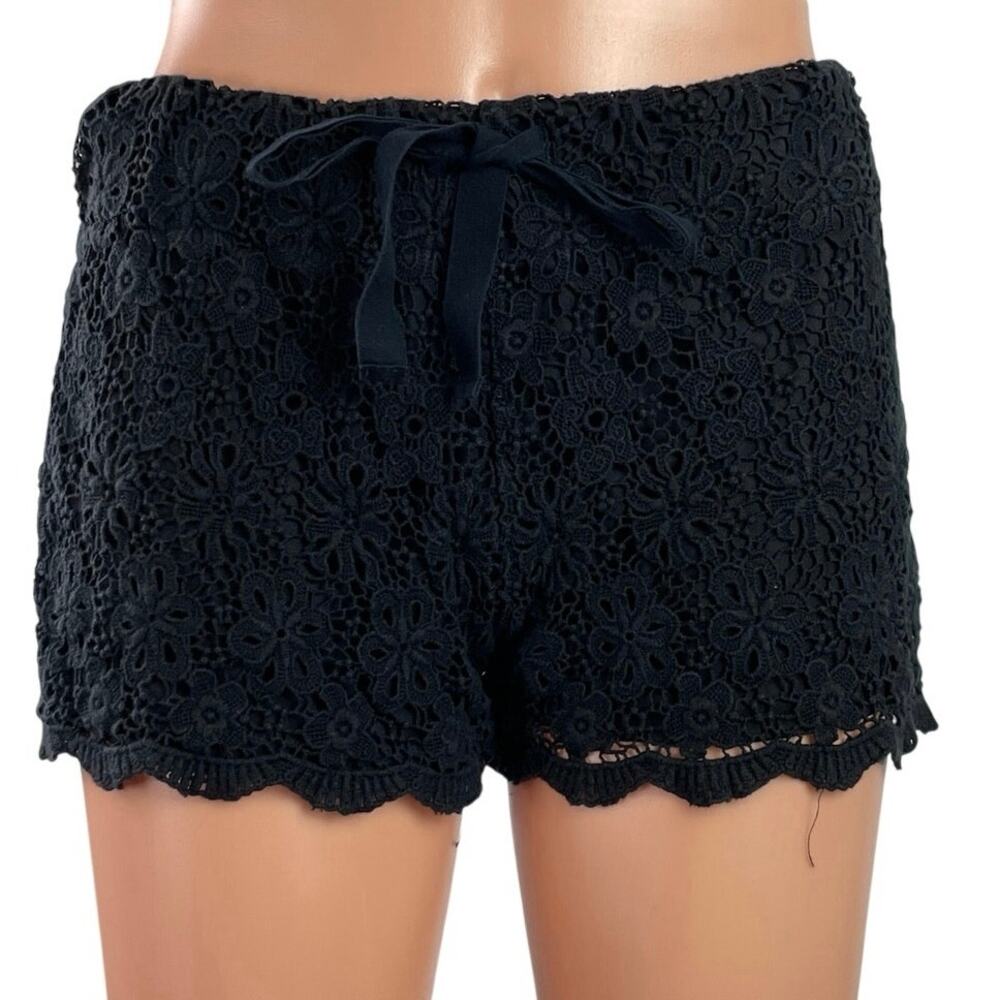 No Boundaries Black Mid Rise Floral Lace Embroidered Drawstring Mini Shorts Sz M